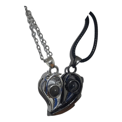 Pareja Collares Proyección Te Amo 100 Idiomas - Diversa Colección